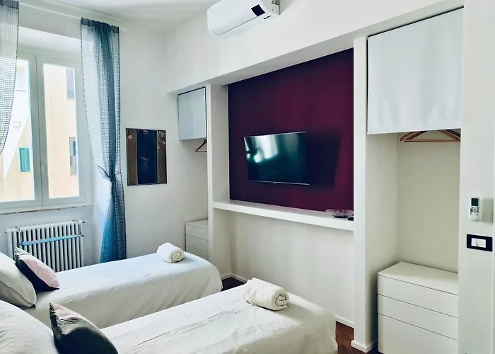 Hc - Colosseo 190 Magnificent * Róma